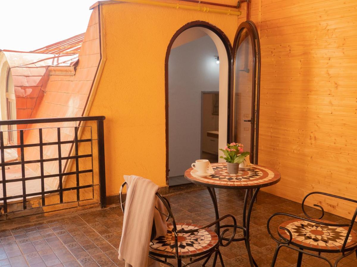 One Love Terrace Apartment Bucharest Luaran gambar