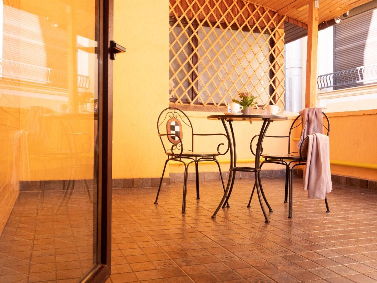 One Love Terrace Apartment Bucharest Luaran gambar